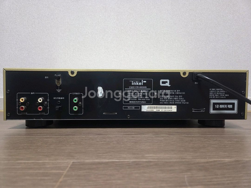 인켈 금장 CD플레이어,리모컨 포함--4