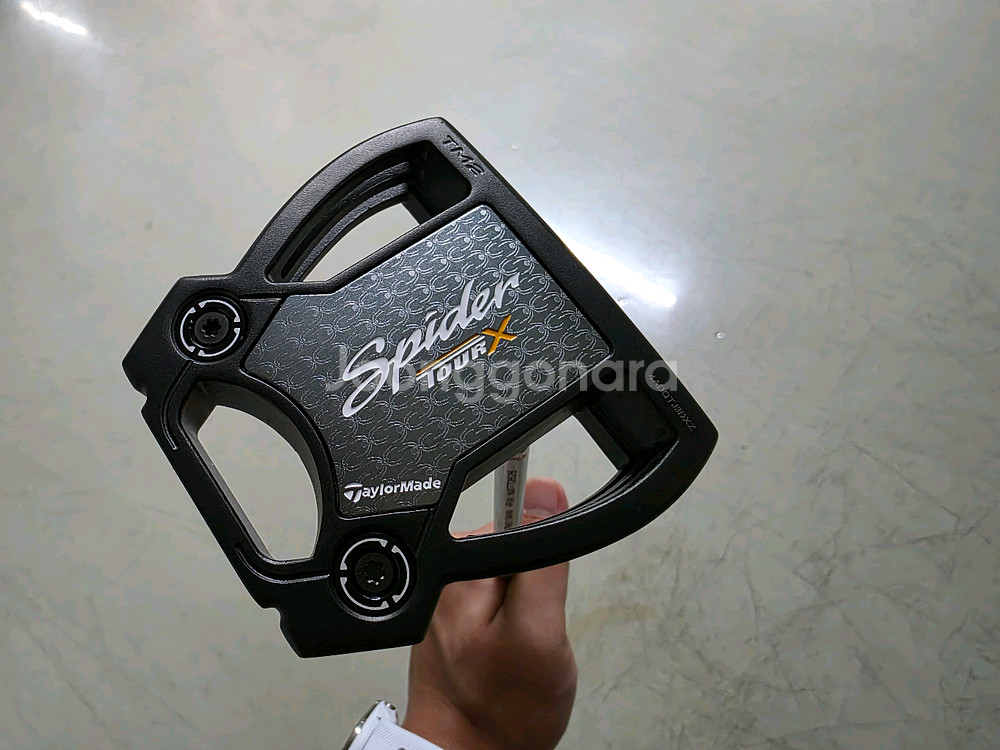 테일러메이드 정품 스파이더 투어X 트러스 퍼터(TM2) 34인치--0