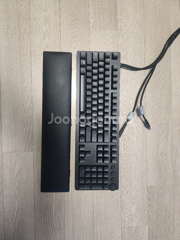 레이저 헌츠맨 v2 analog 키보드--0