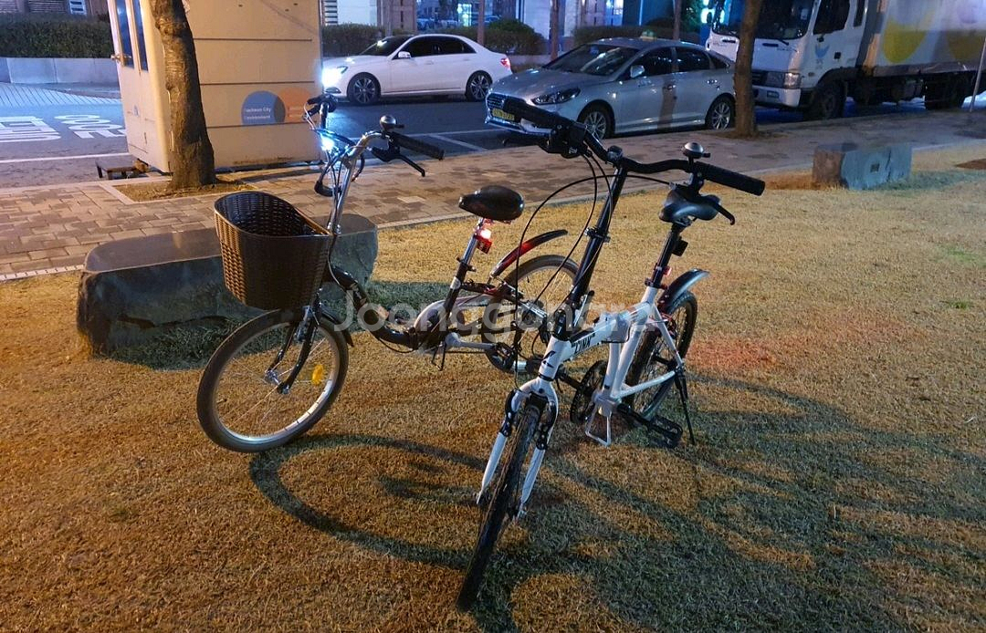 삼천리 접이식 자전거 2대 일괄--1