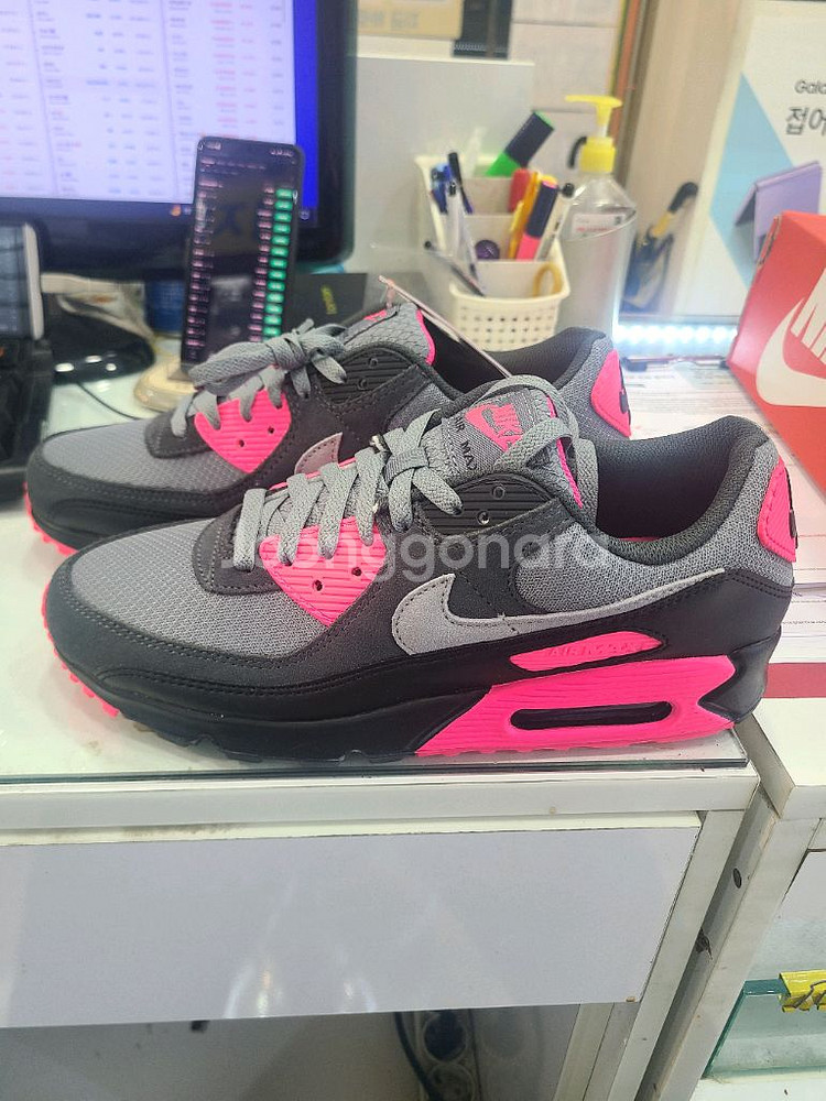 나이키 에어맥스90 275(270)새상품--1