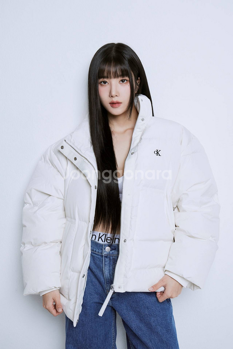 캘빈 클라인 CK 아이보리 푸퍼 숏패딩--6