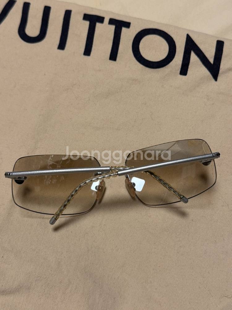 샤넬 고글형 선그라스 팝니다--1