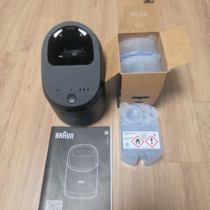 브라운 세척스테이션 + 세정액 3개