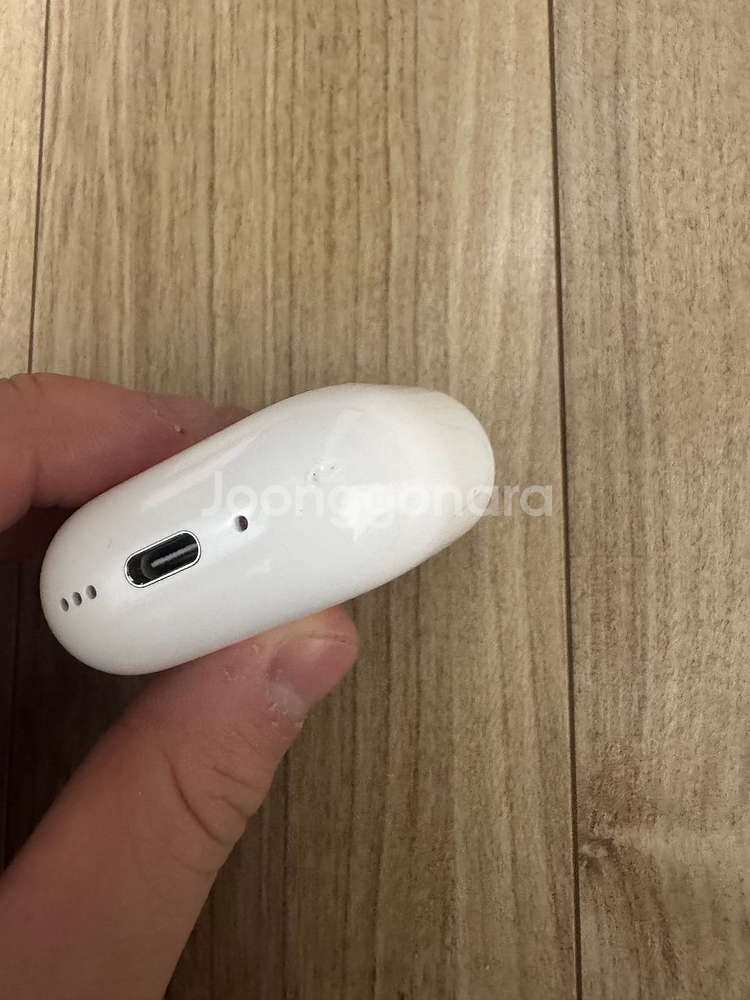 에어팟 4 본체 팝니다(노캔o)--1