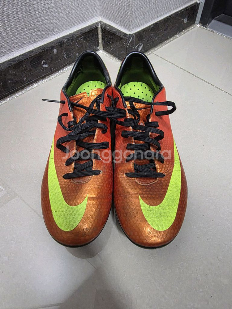 나이키 축구화 240--0