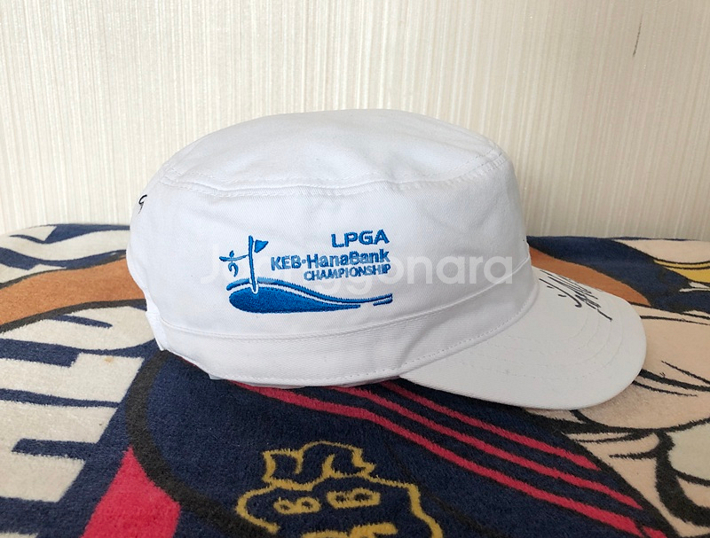 LPGA KEB-하나뱅크 챔피언십 혼마골프 허윤경프로 싸인모자--6