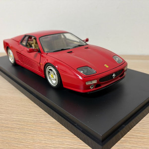 1:18 핫휠 페라리 f512m 다이캐스트 + 아크릴 케이스