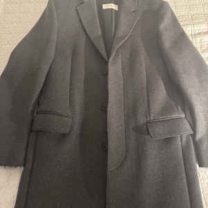 토니웩 그레이 코트 커팅