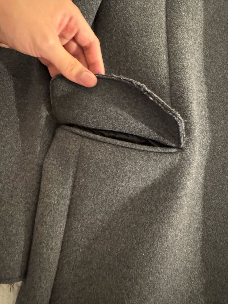 토니웩 그레이 코트 커팅 이미지