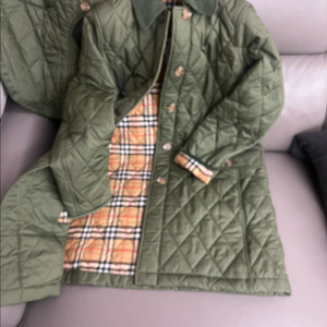 버버리 데레햄 M 퀼팅 롱코트