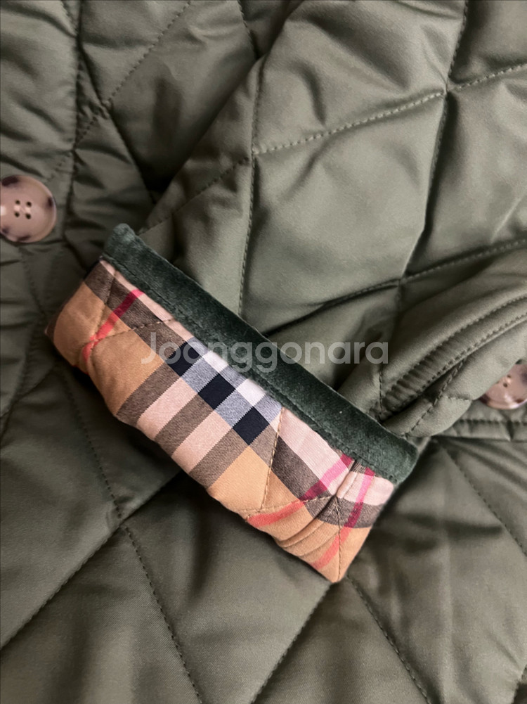 버버리 데레햄 M 퀼팅 롱코트--2