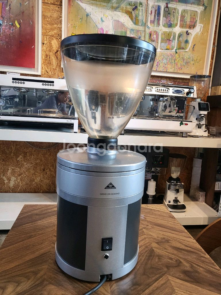 말코닉 K30 바리오 전자동 그라인더 작동점검과 함께 내부청소완료--1