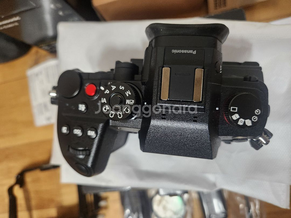 파나소닉 루믹스 DC-GH7, 렌즈 8-18mm, 35-100mm 및 배터리, 케이지 팝니다--3