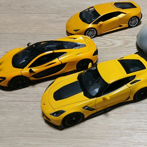 다이캐스트 자동차 3대, 1:24 크기 18cm