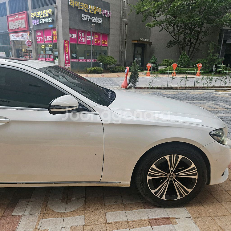 18년식 옵션많은 벤츠 E클래스 220d 아방가르드 디젤차량 판매. 천안 아산 세종 대전 청주 수원 평택--3