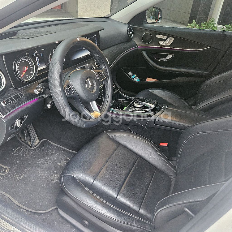 18년식 옵션많은 벤츠 E클래스 220d 아방가르드 디젤차량 판매. 천안 아산 세종 대전 청주 수원 평택--7