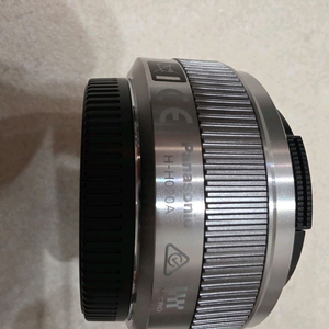 루믹스 20mm F1.7 단렌즈