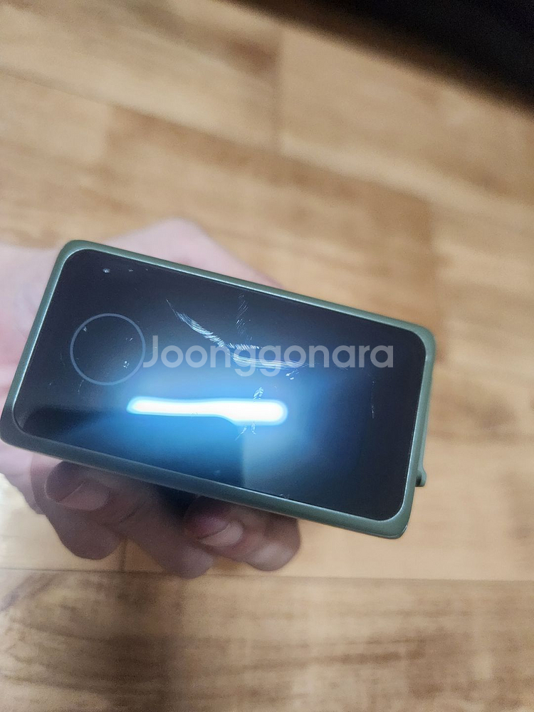 필월드 F7 PLUS 4k 1200nit 필드 모니터와 스몰리그 충전식 배터리 4577 NP-F970 팝니다--3