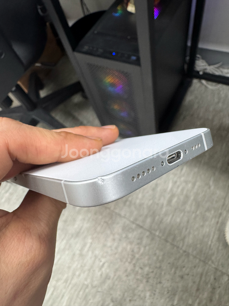 아이폰16e 128GB--1