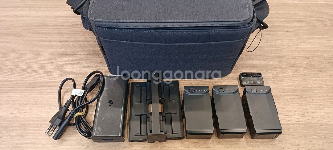 DJI 매빅 에어1 배터리 및 충전기 판매합니다.--0