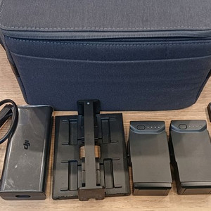 DJI 매빅 에어1 배터리 및 충전기 판매합니다.