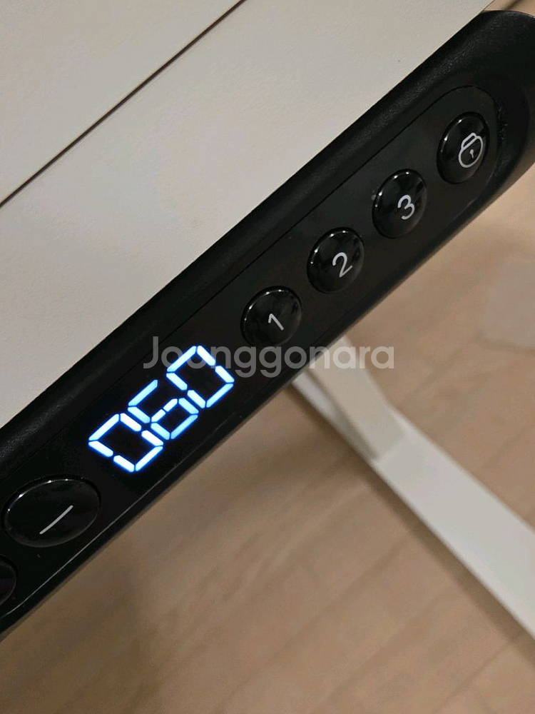 화이트 자동 모션 데스크 (120cm x 73cm)--1