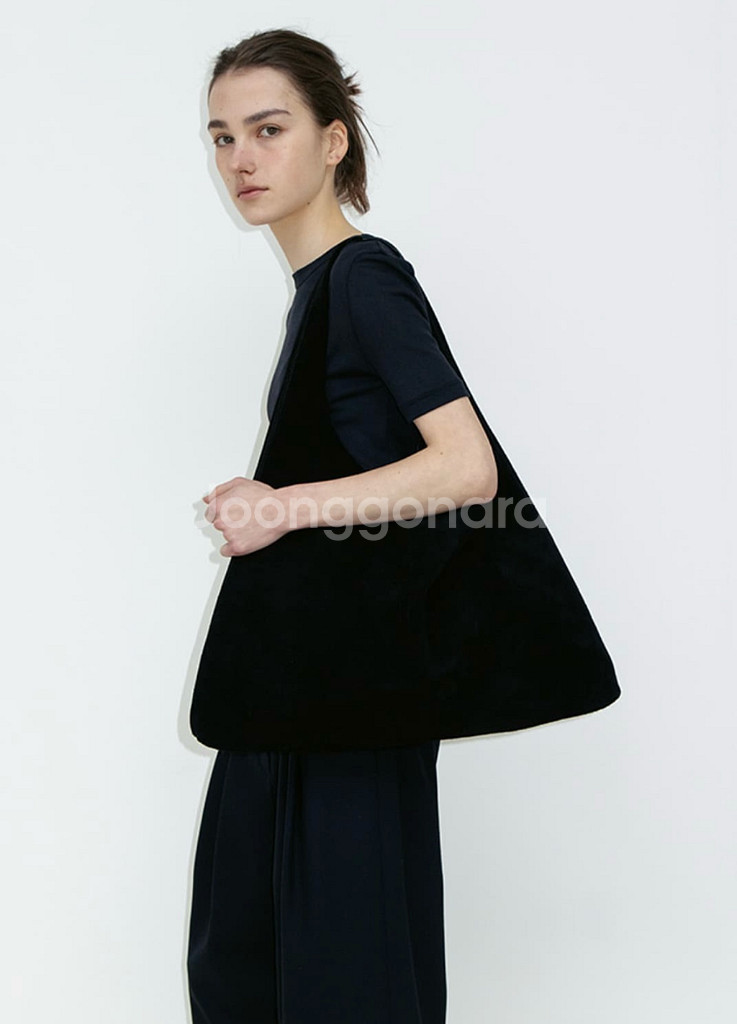 le17septembre tessa suede bag 스웨이드백 블랙--1