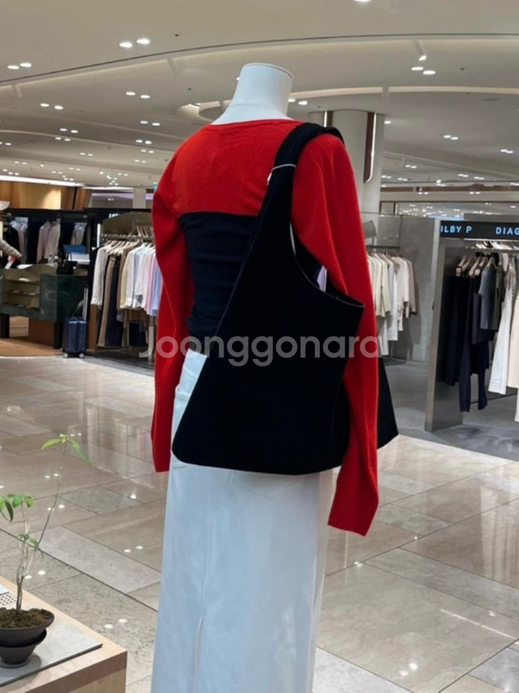 le17septembre tessa suede bag 스웨이드백 블랙--2