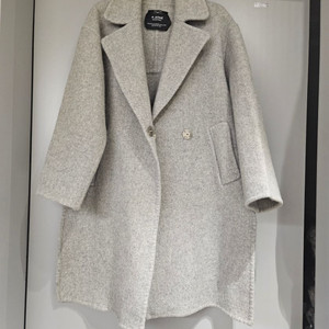 아썸 베어든 위니 울 코트