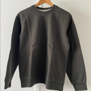 블랭크룸 카키색 맨투맨 티셔츠 (95 사이즈)