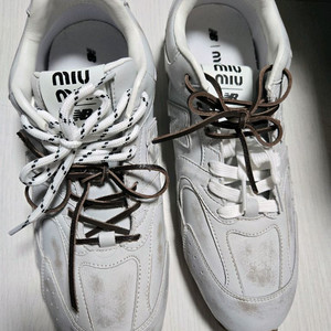미우미우 스니커즈 45사이즈