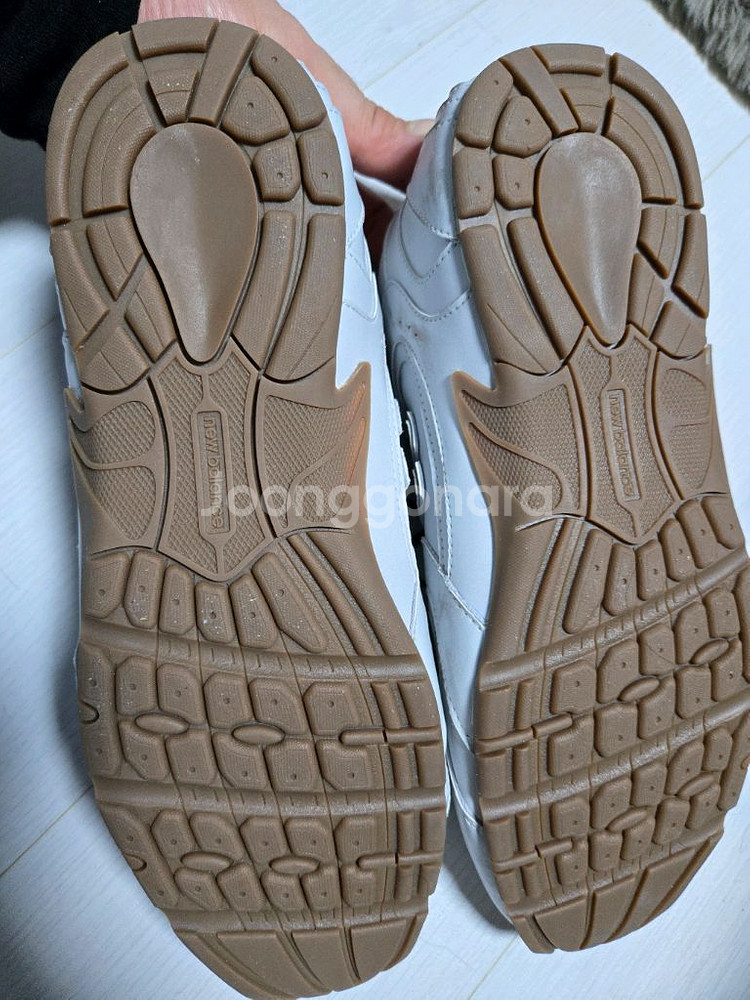 미우미우 스니커즈 45사이즈--3