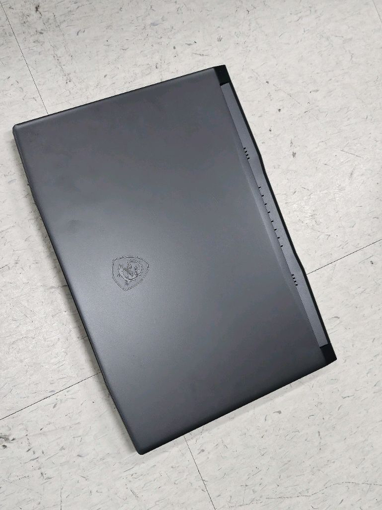 MSI 고사양 게이밍 노트북, RTX3060 6GB--4