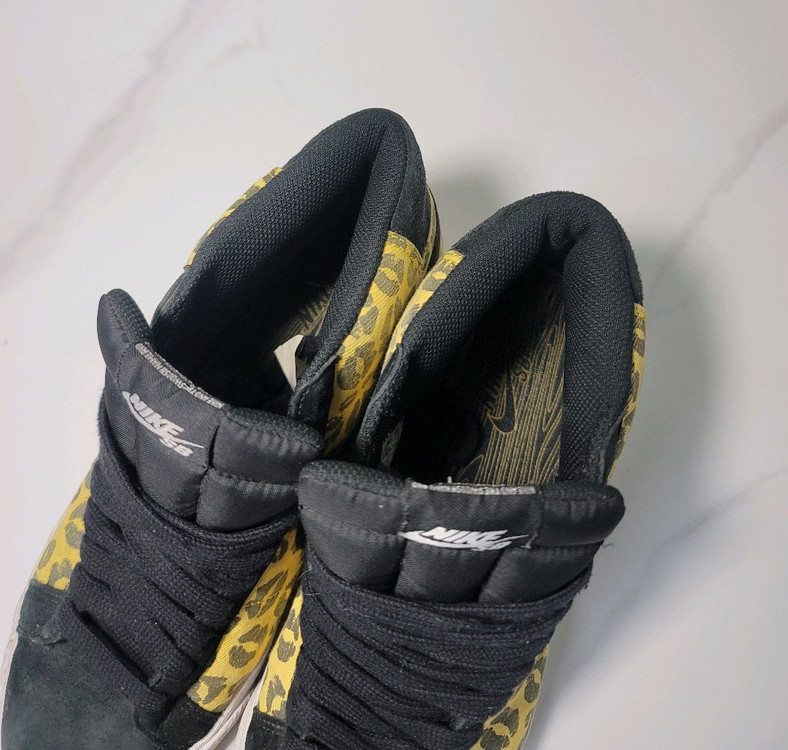 나이키 정품 SB블레이저 프리미엄 키세스 260--4