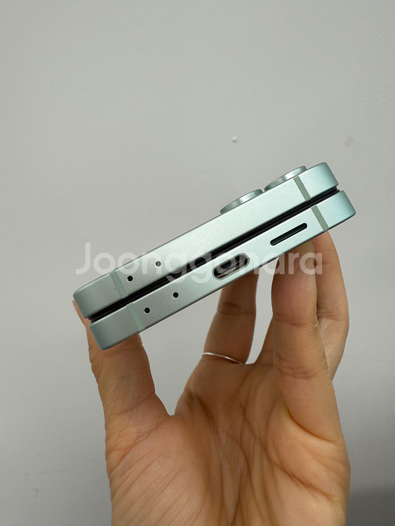 갤럭시 Z플립6 민트 256기가--2