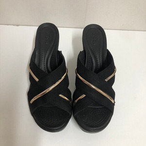 크록스 정품 레이2 메탈블록 웨지 샌들 250사이즈 w9