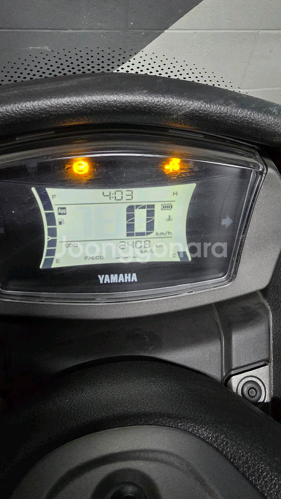 23년 야마하 NMAX155 민트급 팝니다--7