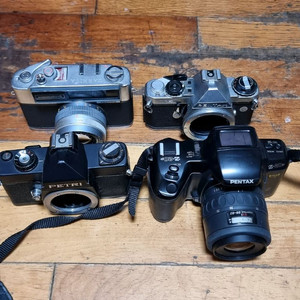 부품용 수리용 필름카메라 4개 판매합니다