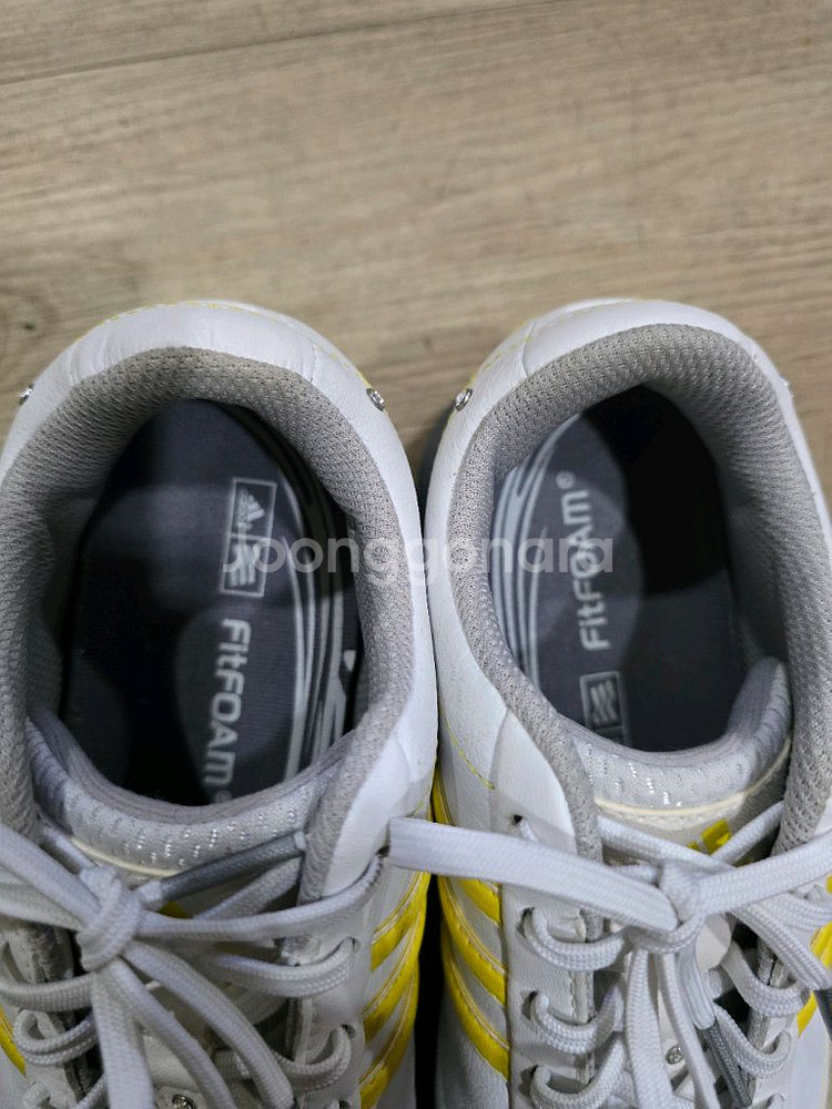 아디다스 골프 여성가죽 골프화 225mm--2