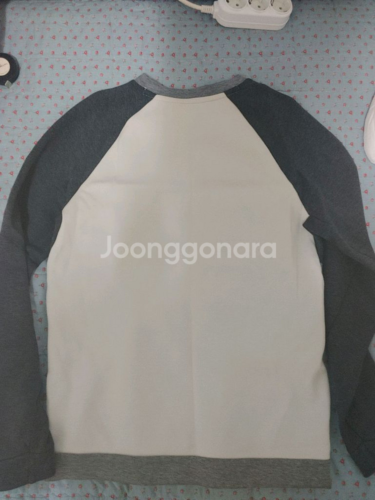 나이키 테크 맨투맨--1