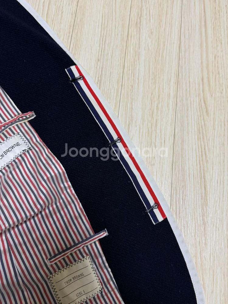 톰브라운 니만마커스 파이핑 자켓 S--6