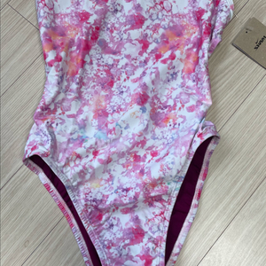 나이키스윔 플로럴블리스 라즈베리 컷아웃 30