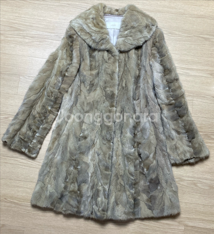 지고트 밍크 코트 (모피 코트)--0