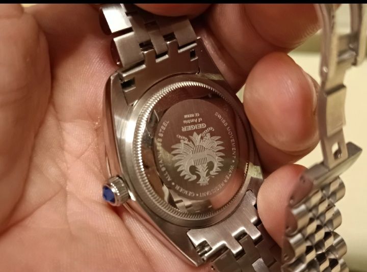 가이거 레인보우 스톤 시계--6