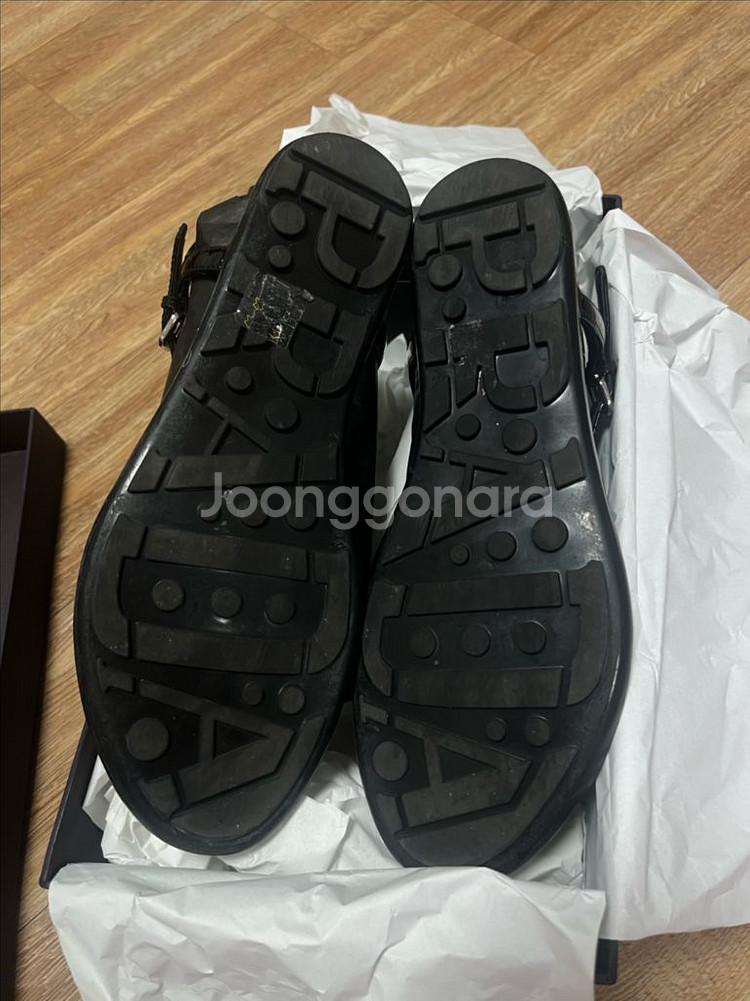 프라다 여성 샌들--5