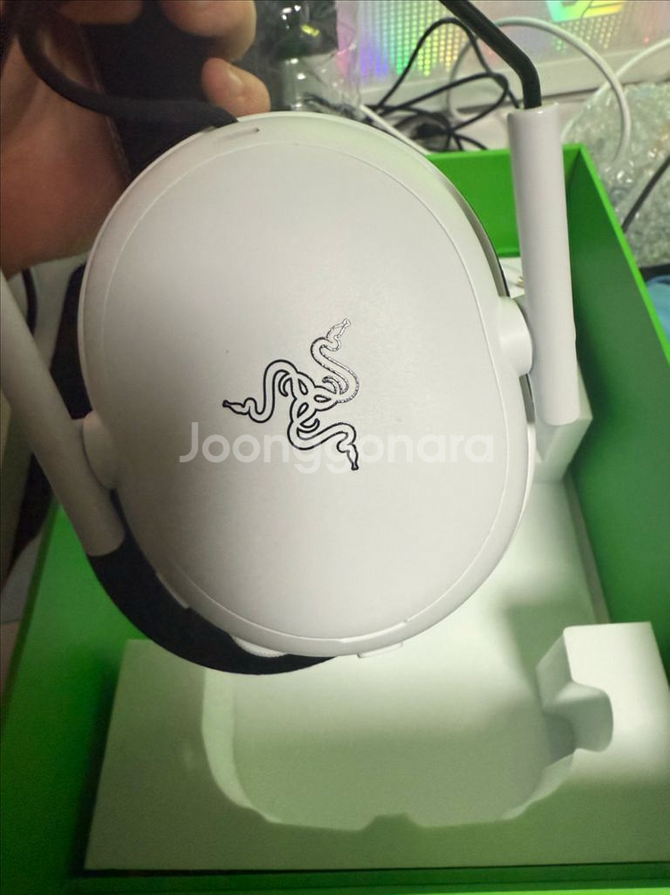 레이저 블랙샤크 V3 pro 화이트 무선 게이밍헤드셋 노캔I--3