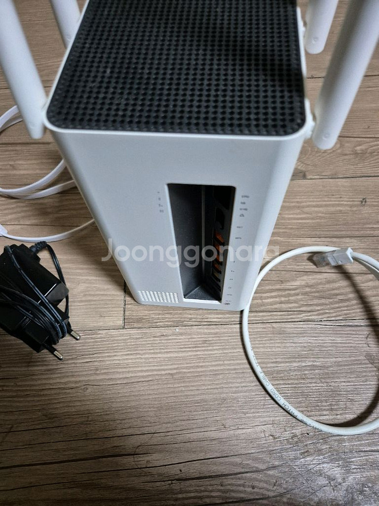 IPTIME 공유기 A9004M-X2 팝니다--1