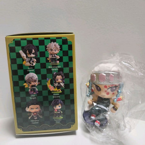 정품x 귀칼 피규어