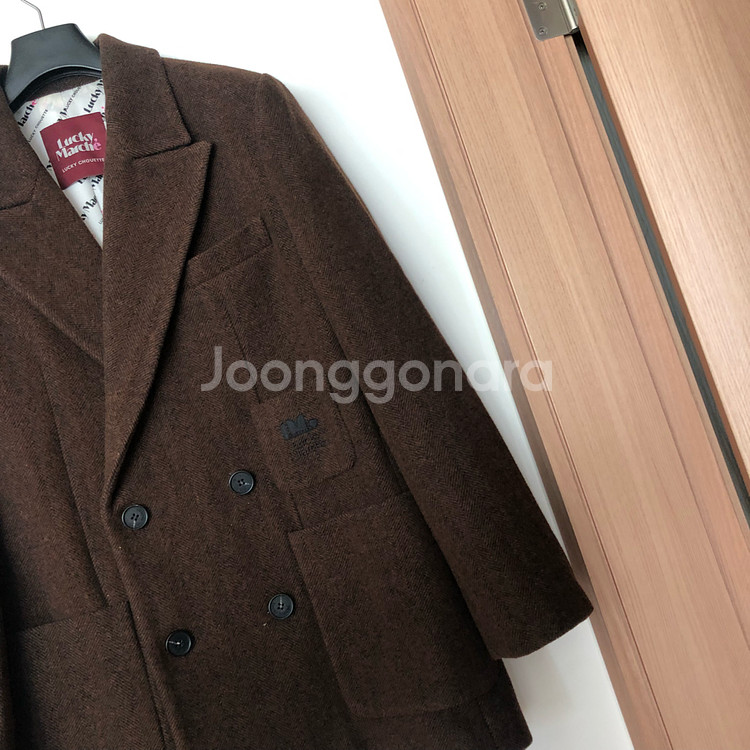 럭키마르쉐 20년 브라운 헤링본 울자켓 코트 하객룩 오버핏 럭키슈에뜨--2